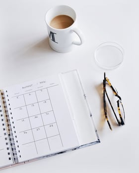 calendar-2559708_1920